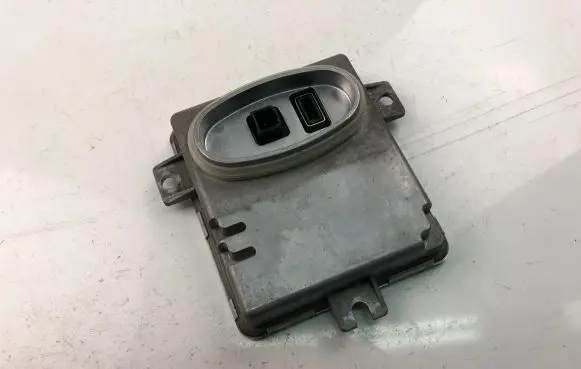 BMW 3 E90 E91 Xenon control unit/module 6261110499
