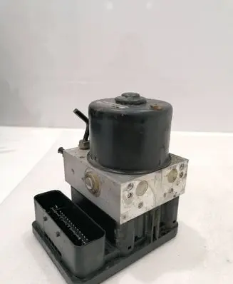 Volkswagen Touran I ABS Pump 1K0614517R 00004427F3 10096003573