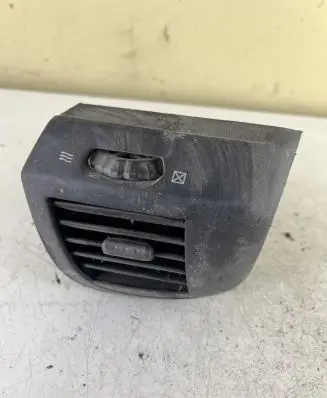 Nissan Micra Dashboard side air vent grill/cover trim 01015500BEIGE 01015600GRIS 68761700