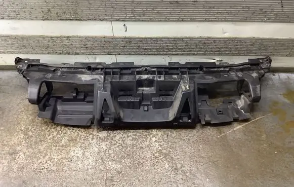 Peugeot 5008 Front bumper support beam C04626091 77102F06