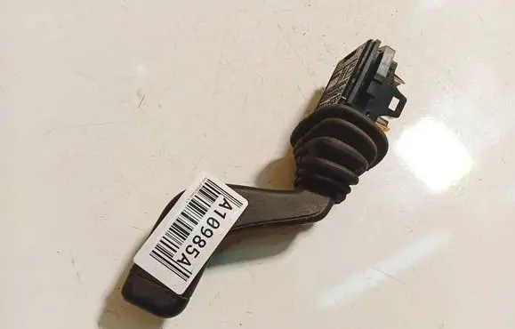 Opel Zafira A Wiper control stalk 90124931
