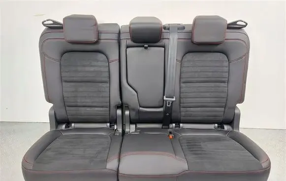 Ford Kuga III Second row seats 
