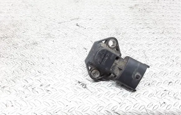 Subaru Legacy Air pressure sensor 0261230013