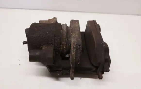 Skoda Yeti (5L) Front brake caliper