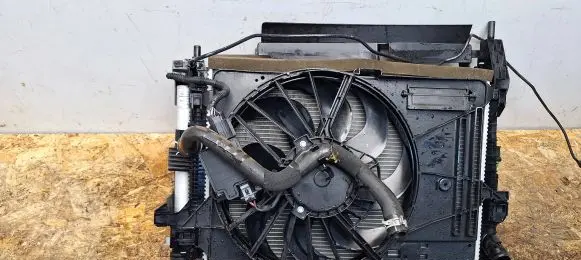 Ford Focus Air conditioning (A/C) fan (condenser) 8V61-8C607-ED DV61-8C342-LE