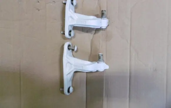 Mercedes-Benz Sprinter W907 W910 Front door hinge set H910D1