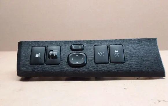 Toyota Avensis T270 Wing mirror control module 