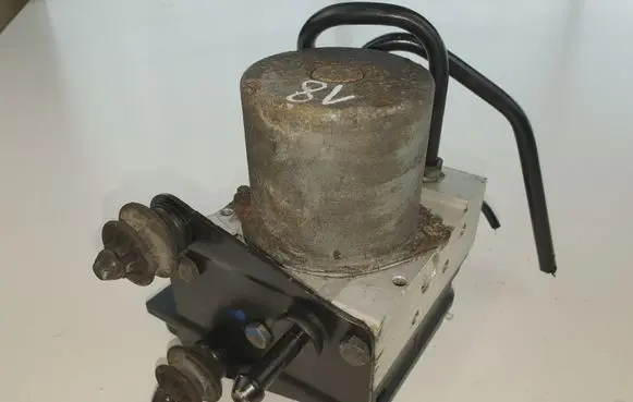 Audi A5 8T 8F ABS Pump 8K0907379AB 8K0614517BQ