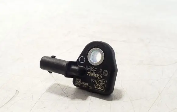 Skoda Octavia Mk3 (5E) Airbag deployment crash/impact sensor 3Q0959351A