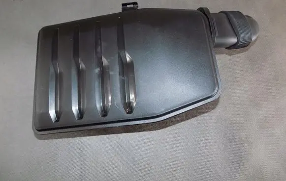 Volkswagen Polo VI Intake resonator 05C129951