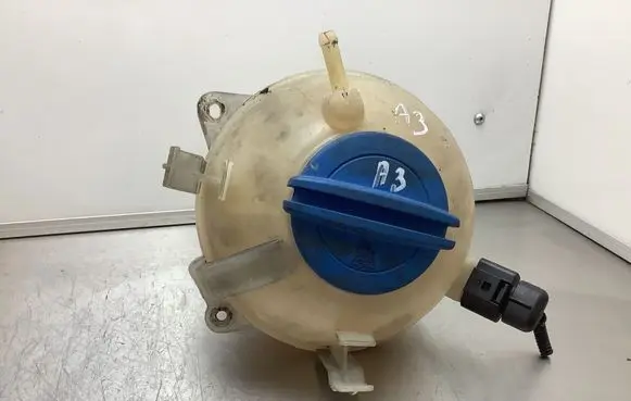 Audi A3 S3 8P Coolant expansion tank/reservoir 1K0121407A