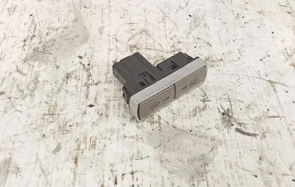 Ford S-MAX Windscreen/window heater switch 6M2T18K574AD