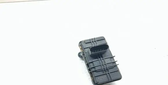 BMW 3 E90 E91 Turbine electric control actuator 4933519411 6NW010430