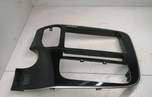 Mitsubishi Outlander Radio/GPS head unit trim 8002B294 8002B475 8002B294475