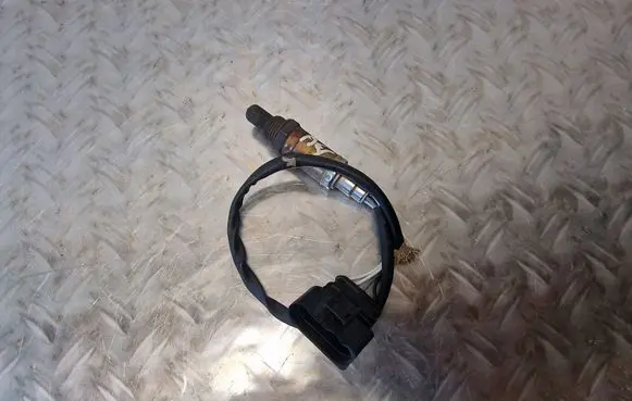 Audi A4 S4 B5 8D Lambda probe sensor 030906265AE