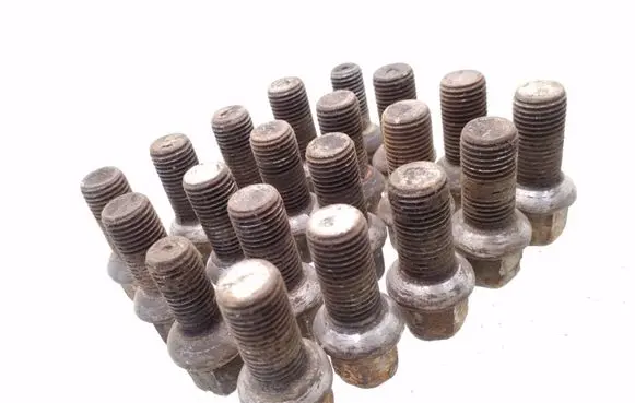 Audi A6 S6 C5 4B Nuts/bolts 