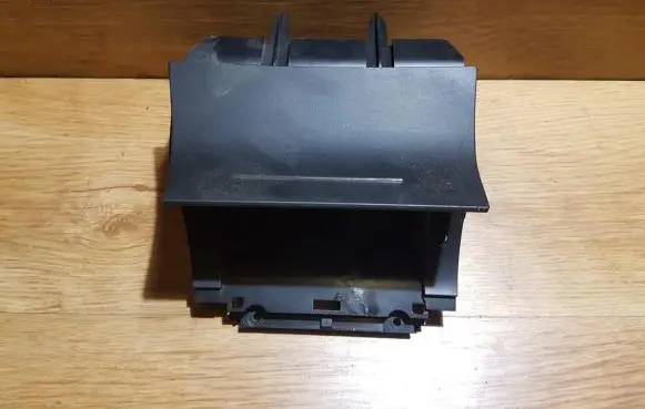 Skoda Octavia Mk2 (1Z) Car ashtray 1z2863077a