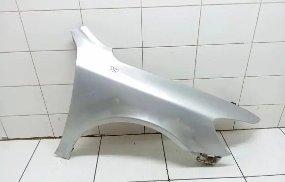Skoda Octavia Mk2 (1Z) Fender