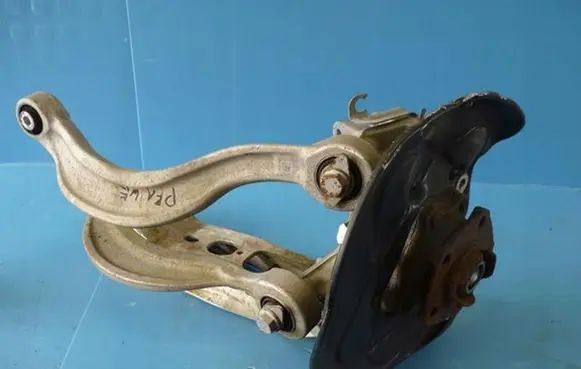 Audi Q7 4M Rear wheel hub spindle/knuckle 4M0505432Q
