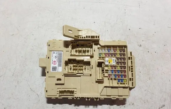 Hyundai Kona I Fuse box set 91950J9221 J92211910161427 1319A16078