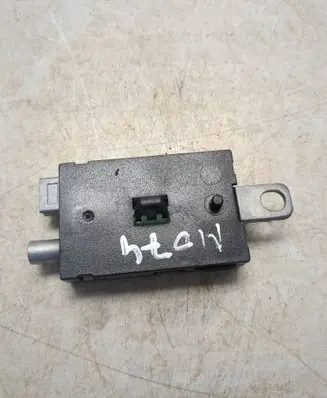 Ford C-MAX II Aerial antenna amplifier 7CP118C847CA P30761696