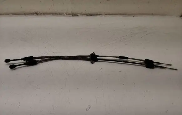 Volkswagen Sharan Gear shift cable linkage 7M0711877