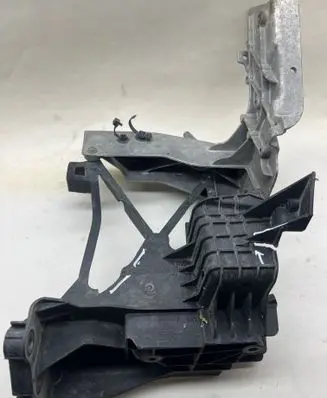 Mercedes-Benz E W213 Radiator support slam panel bracket A2136206500