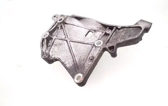Alfa Romeo Giulietta Engine mounting bracket 55251326