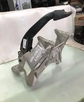 Volvo XC60 Brake pedal 32264701
