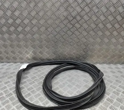 Audi Q7 4M Trunk rubber seal (body) 4M0827705