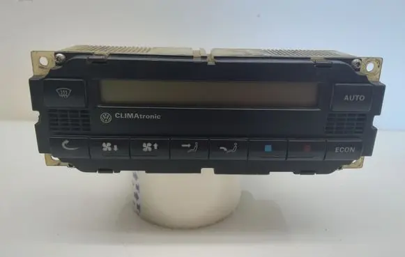 Volkswagen PASSAT B5 Climate control unit 3B1907044