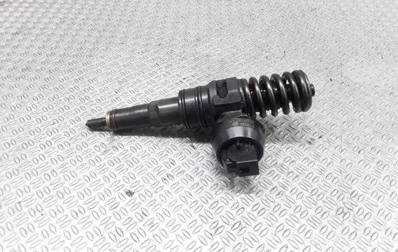 Audi A2 Fuel injector 045130073T