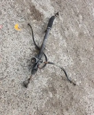 Volkswagen PASSAT B5 Steering rack 8D1422066