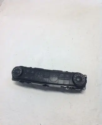 Mercedes-Benz E W211 Climate control unit 2118300190