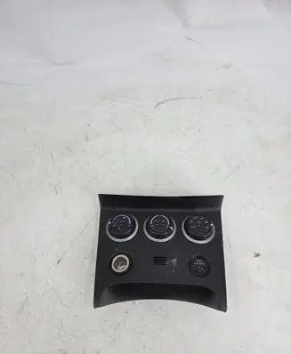 Nissan Rogue Climate control unit 275001VK0A C2A19272 275001NK0A