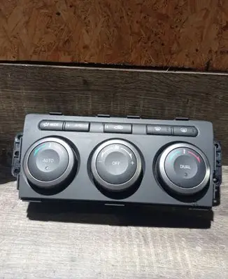 Mazda 6 Climate control unit T1005815J