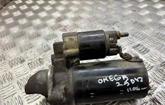 Opel Omega B2 Starter motor 0001109201