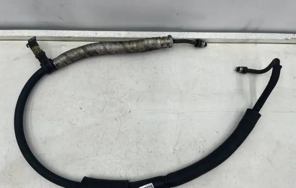 Power steering hose/pipe/line