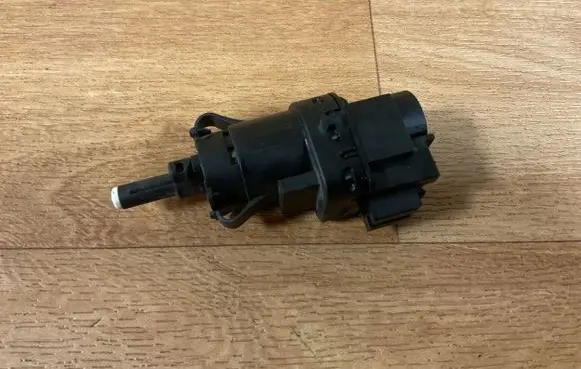 Ford Focus Brake pedal sensor switch 3M5T13480AC