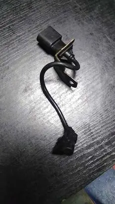BMW 3 E46 Crankshaft position sensor 0281002