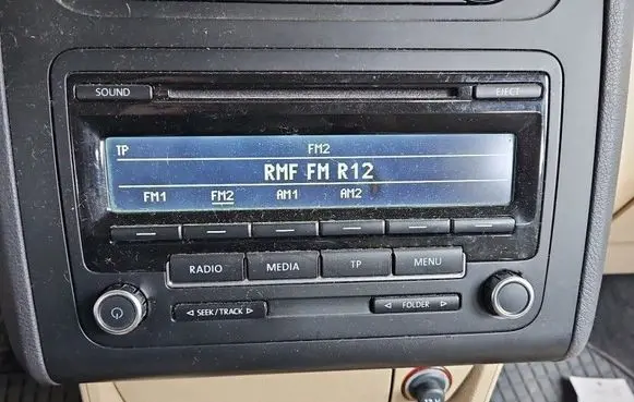 Volkswagen Touran I Radio/CD/DVD/GPS head unit 1K0035186AN IMPRK1577548