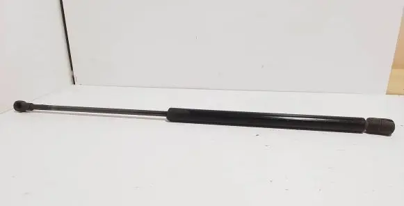 Audi A4 S4 B5 8D Tailgate/trunk strut/damper 8D9827552