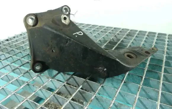 Land Rover Range Rover L322 Engine mounting bracket 6H43-6037-AB IMPRK1289045