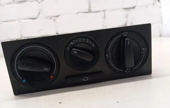 Volkswagen Golf IV Climate control unit 1J0819045F 901511201000