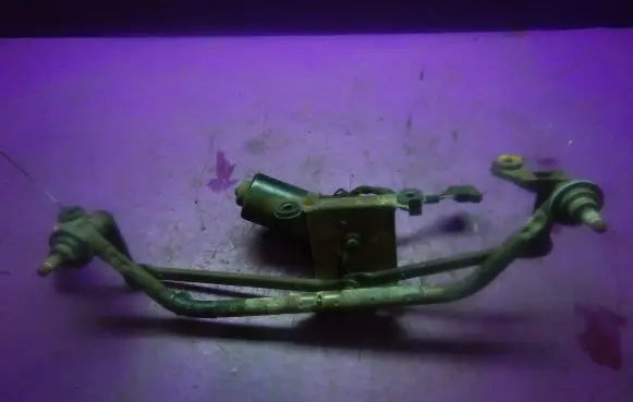 Fiat Ulysse Front wiper linkage and motor
