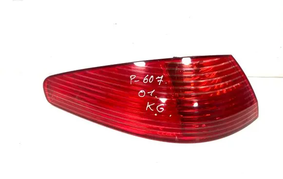 Peugeot 607 Rear/tail lights 2543G