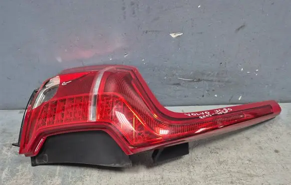 Volvo XC90 Rear/tail lights 32228826