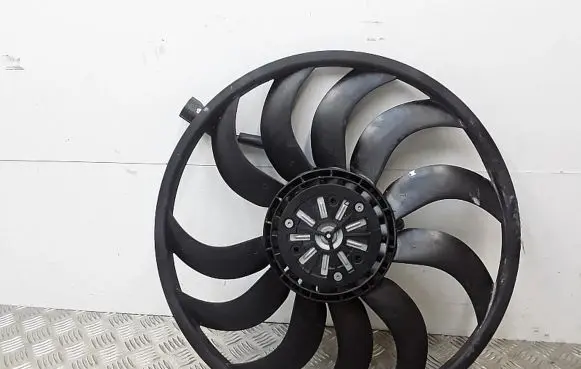 Jaguar F-Pace Electric radiator cooling fan 5001735-04