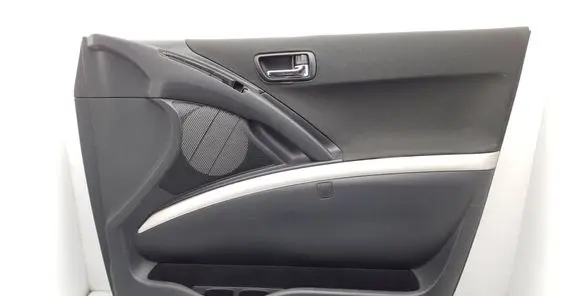 Toyota Corolla Verso AR10 Front door card panel trim 677630F010