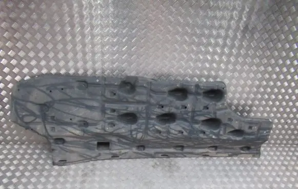 Maserati Levante Engine splash shield/under tray 670032423